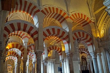 Mezquita 'nın İçi - İspanya' daki Cordoba Camii-Katedrali