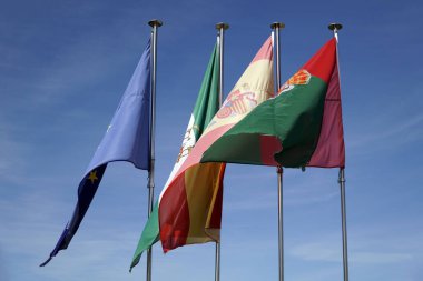 Avrupa Birliği, İspanya, Endülüs ve Granada Bayrakları