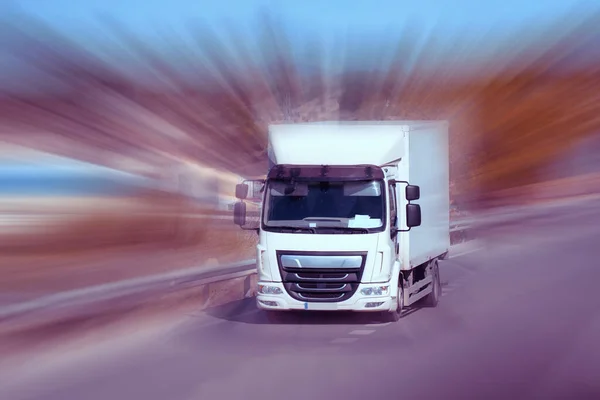 Vrachtwagen Weg Vooraanzicht Zoomeffect — Stockfoto
