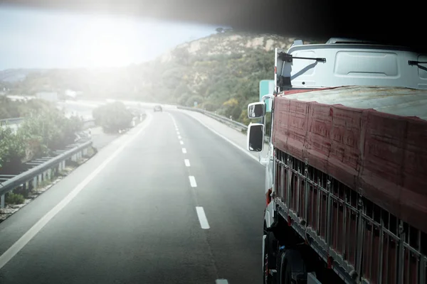 Camión Una Carretera Primer Plano — Foto de Stock