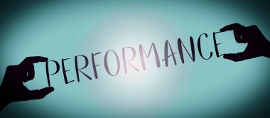 Performans - siyah siluet kelime tutan insan elleri, gradyan arka plan