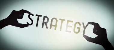 Strateji - insan eli siyah siluet kelime, eğim arkaplanı