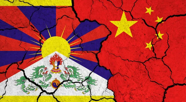 Прапори Тибету Китаю Тріснутій Поверхні Політика Концепція Відносин — стокове фото