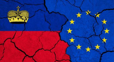 Kırık yüzey üzerinde Lihtenştayn ve Avrupa Birliği bayrakları - politika, ilişki konsepti