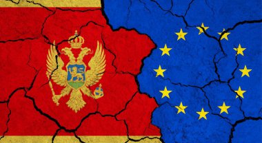 Karadağ ve Avrupa Birliği bayrakları çatlak yüzey - siyaset ve ilişki kavramı