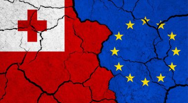 Çatlak yüzeyde Tonga ve Avrupa Birliği bayrakları - politika, ilişki konsepti