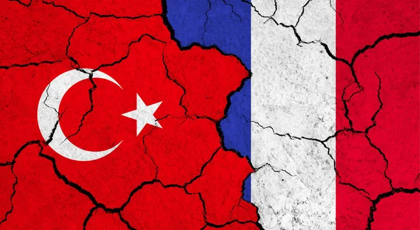 Banderas Turquía Francia Superficie Agrietada Política Concepto Relación — Foto de Stock