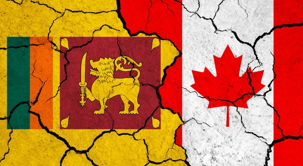 Bandeiras Sri Lanka Canadá Superfície Rachada Política Conceito Relacionamento — Fotografia de Stock