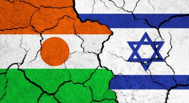 Kırık yüzey üzerinde Nijer ve İsrail bayrakları - politika, ilişki konsepti