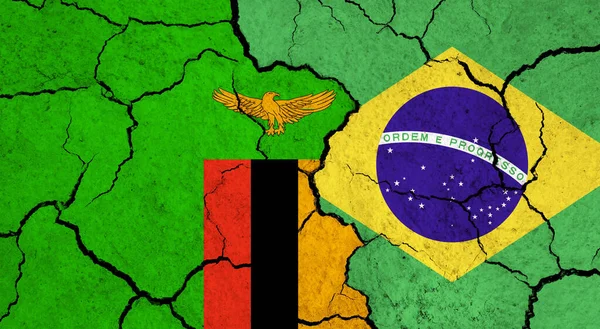 Banderas Zambia Brasil Superficie Agrietada Política Concepto Relación —  Fotos de Stock