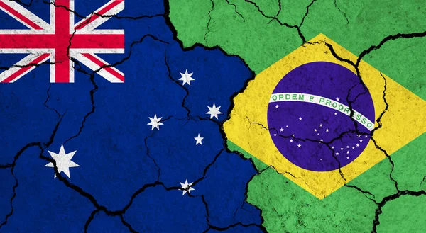 Flaggen Von Australien Und Brasilien Auf Rissiger Oberfläche Politik Beziehungskonzept — Stockfoto