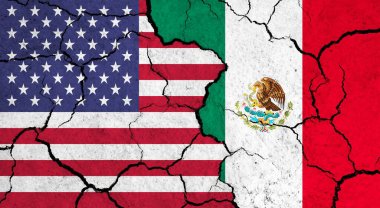 Çatlak yüzey üzerinde ABD ve Meksika bayrakları - politika, ilişki konsepti