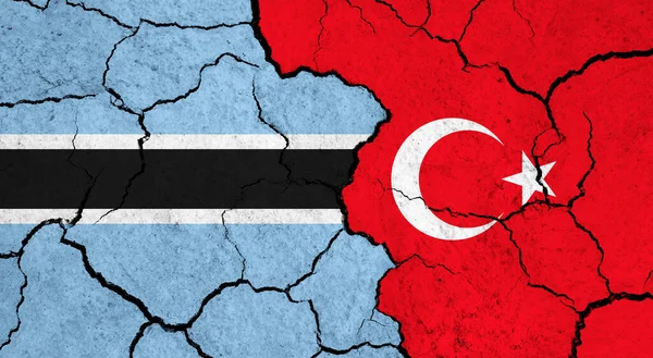 Botswanas Och Turkiets Flaggor Sprucken Yta Politik Relationsbegrepp — Stockfoto