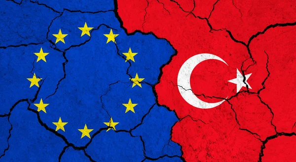 Banderas Unión Europea Turquía Superficie Agrietada Política Concepto Relación — Foto de Stock
