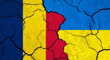 Çatlak yüzeyde Çad ve Ukrayna bayrakları - politika, ilişki konsepti