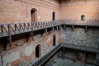 Trakai, Litvanya - 11 Eylül 2023 - Ortaçağ Şatosu, Üst Saray Avlusu