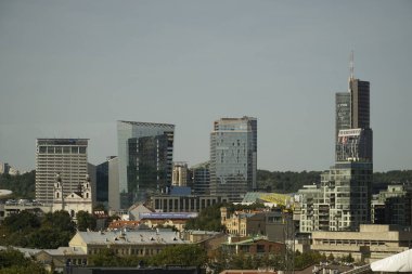 Vilnius, Litvanya - 3 Eylül 2023 - İş bölgesindeki modern ofis binaları