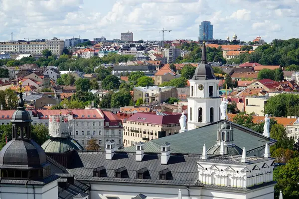 Vilnius, Litvanya - 3 Eylül 2023 - Eski şehrin havadan görünüşü