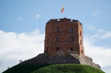 Vilnius, Litvanya - 3 Eylül 2023 - Gediminas Kalesi Kulesi