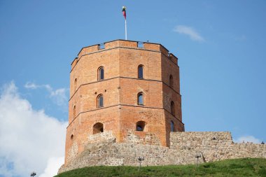 Vilnius, Litvanya - 3 Eylül 2023 - Gediminas Kalesi Kulesi