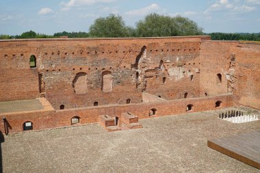 Ciechanow, Polonya - 8 Haziran 2024 Masovia Dük Kalesi 'ndeki avlu ve bodrumlar