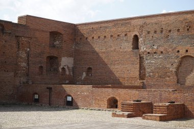 Ciechanow, Polonya - 8 Haziran 2024 Masovia Dük Kalesi 'ndeki avlu ve bodrumlar