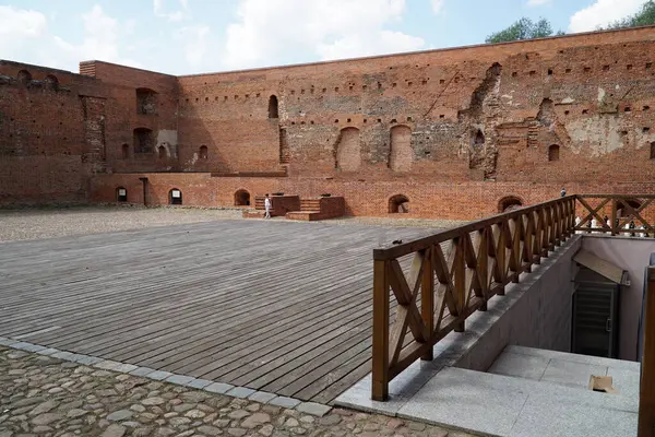 Ciechanow, Polonya - 8 Haziran 2024 Masovia Dük Kalesi 'ndeki avlu ve bodrumlar