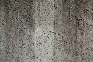 Sert, endüstriyel beton duvar