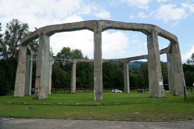 Ludwikowice Klodzkie, Polonya - 10 Ağustos 2024 - Nazi Almanyası tarafından 2. Dünya Savaşı sırasında inşa edilen 