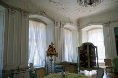 Walbrzych, Polonya - 12 Ağustos 2024 - Ksiaz Kalesinin İçi