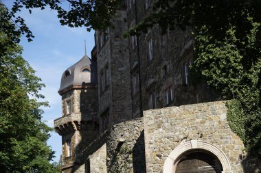 Walbrzych, Polonya - 12 Ağustos 2024 - Ksiaz Kalesi - dış duvarlar