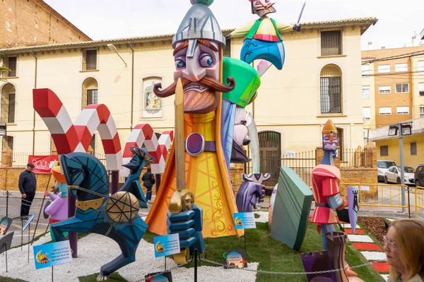 stock image Burriana, Spain 18-03-2023: View of the sculpted monument for its exhibition and its burning in the Burriana fallas festivities.