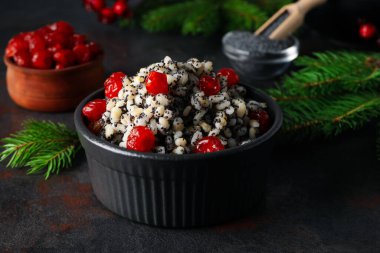 Lezzetli Ortodoks Noel yemeği kavramı Kutya.