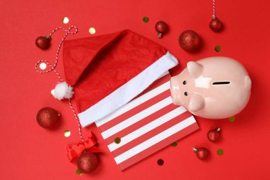 Domuz kumbaralı Noel finansmanı kavramı.