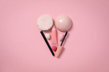 Sevgililer Günü kavramı, kalp, üst manzara