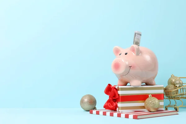 Konzept Der Weihnachtsfinanzierung Mit Sparschwein Platz Für Text — Stockfoto