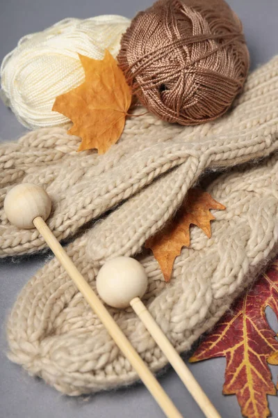 暖かく居心地の良い趣味 編み物の概念 — ストック写真