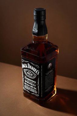 Odessa, Ukrayna, 03.11.2022: Alkol içeceği kavramı - Jack Daniels