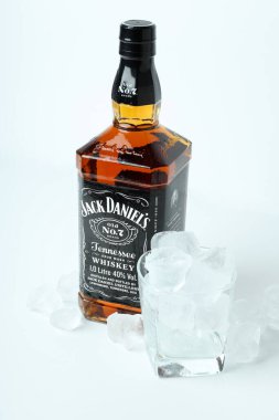Odessa, Ukrayna, 03.11.2022: Alkol içeceği kavramı - Jack Daniels