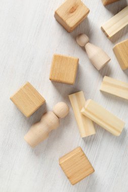 Farklı kavramlar için boş tahta küpler, üst görünüm