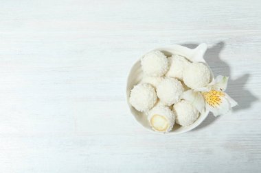 Lezzetli tatlı kavramı, hindistan cevizi şekeri, metin için alan