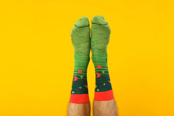 Bacak Için Kıyafet Kavramı Çorap Erkek Bacağında Çorap — Stok fotoğraf