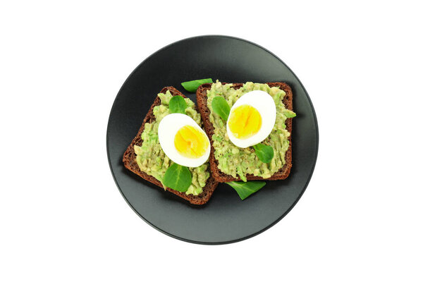 Тарелка с бутербродами изолированы на белом фоне