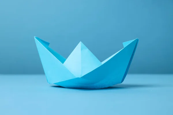 Concept Travel Adventure Paper Boat — Zdjęcie stockowe