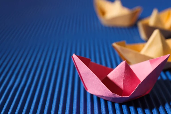 Concept Leadership Business Paper Boats — Zdjęcie stockowe