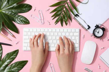 İş yeri, iş ve iş kavramı, yapraklı kompozisyon