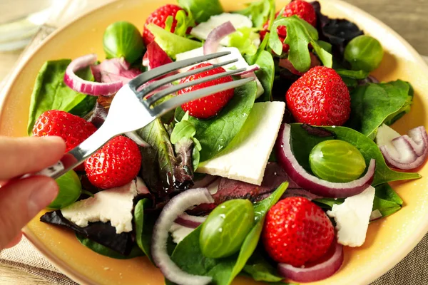 Concept Tasty Salad Salad Strawberry Close — Zdjęcie stockowe