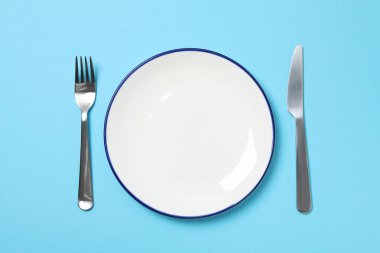 Boş tabak, minimal ve minimalizm konsepti için kompozisyon