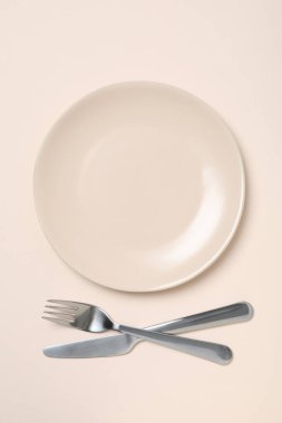 Boş tabak, minimal ve minimalizm konsepti için kompozisyon