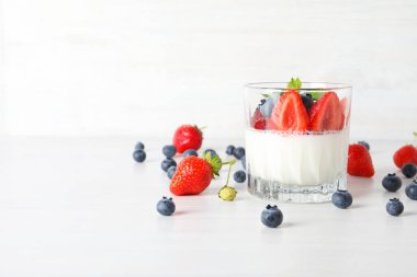 Lezzetli tatlı - Panna Cotta, metin için yer